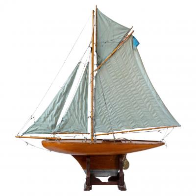 Pond Yacht Gaff Cutter