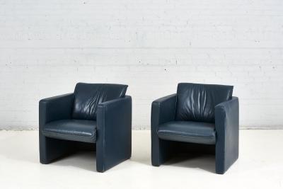Postmodern Barrel Leather Chairs by Leolux 1970