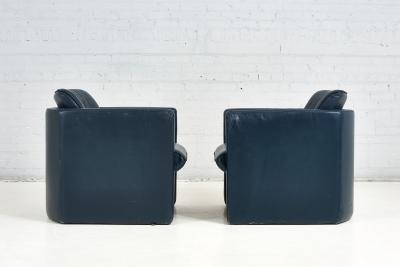 Postmodern Barrel Leather Chairs by Leolux 1970