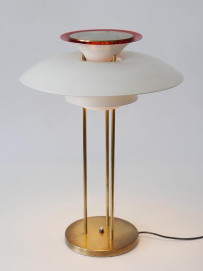 Poul Henningsen Mid Century Modern PH 5 Table Lamp by Poul Henningsen for Louis Poulsen 1960s