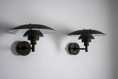 Poul Henningsen Pair of wall lamps PH 4 5 by Poul Henningsen for Louis Poulsen Denmark