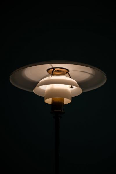 Poul Henningsen Poul Henningsen Table Lamp Model PH 4 3 Produced by Louis Poulsen in Denmark