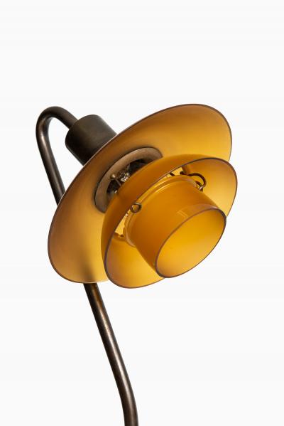 Poul Henningsen Table Lamp Model PH 2 2 Vinterg kken Produced by Louis Poulsen
