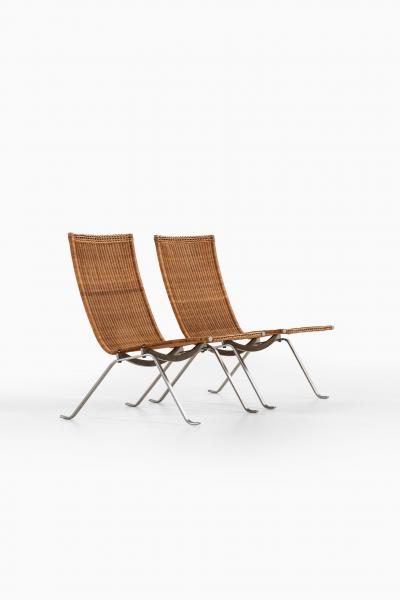 Poul Kj rholm Kjaerholm Easy Chairs Model PK 22 Produced by E Kold Christensen