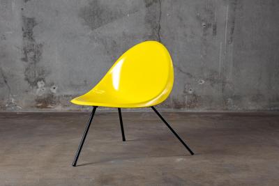 Poul Kj rholm Kjaerholm POUL KJAERHOLM TRIPOD CHAIR