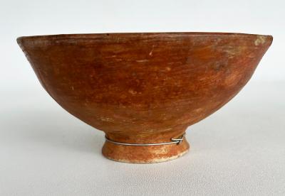 Pre Columbian Nari o Decorated Footed Pottery Bowl Collection Set of Four