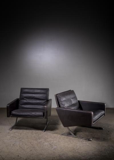 Preben Fabricius Pair of Preben Fabricius BO 701 chairs