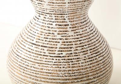 Primavera Atelier du Printemps Primavera gourd shape vase with horizontal lines