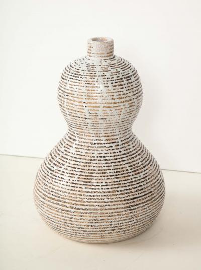 Primavera Atelier du Printemps Primavera gourd shape vase with horizontal lines
