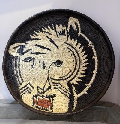 Puma plaque