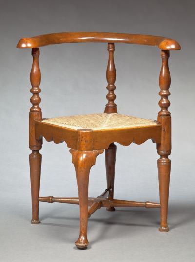 QUEEN ANNE CORNER CHAIR