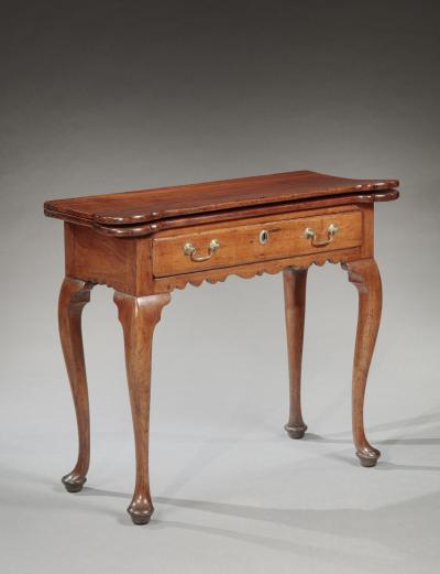 QUEEN ANNE PAD FOOT CARD TABLE