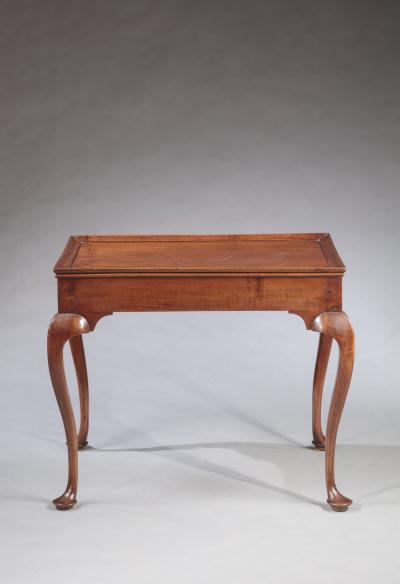 QUEEN ANNE TEA TABLE