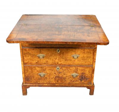 Queen Anne Burr Walnut Bachelors Chest