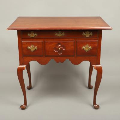Queen Anne Dressing Table