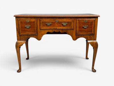 Queen Anne Lowboy Writing Desk Burl Crotch Mahogany Veneer Walnut England