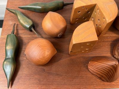 R Naye SIGNED ARTISAN WOOD PLATTER WITH BREAD CHEESE ONIONS PEPPERS AND KNIFE SCULPTURE