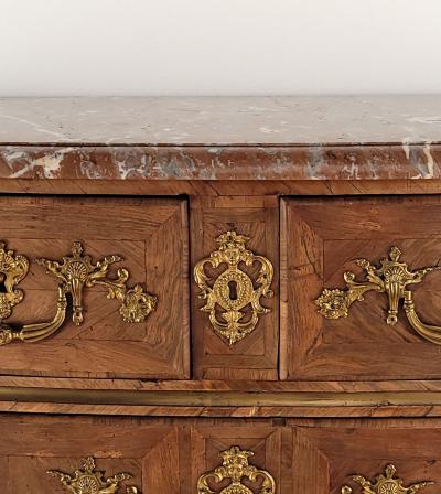 R gence Louis XV Rosewood Commode France circa 1740