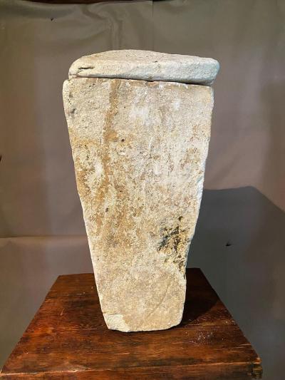 RARE ANCIENT GREEK LIMESTONE LIDDED VESSEL