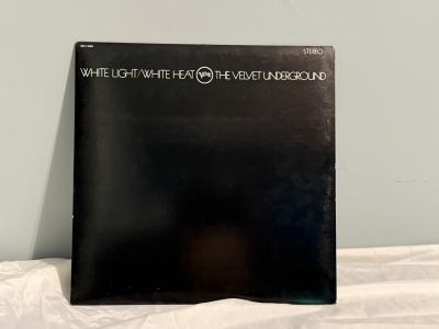 RARE AUTOGRAPHED VELVET UNDERGROUND ALBUM