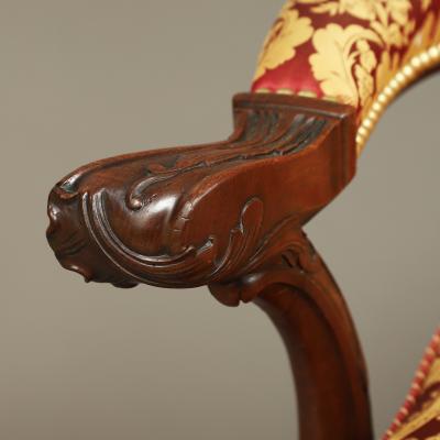 RARE DIMINUTIVE CHIPPENDALE SETTEE