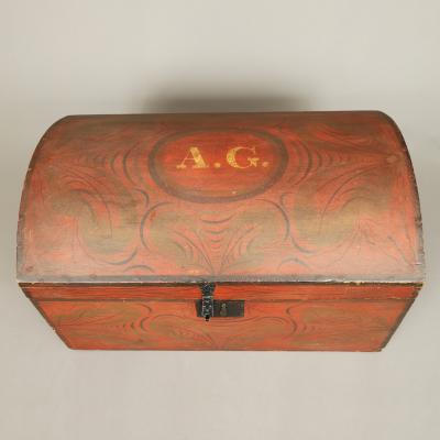 RARE LARGE SIZE DOME TOP PAINT DECORATED BOX