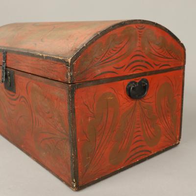 RARE LARGE SIZE DOME TOP PAINT DECORATED BOX