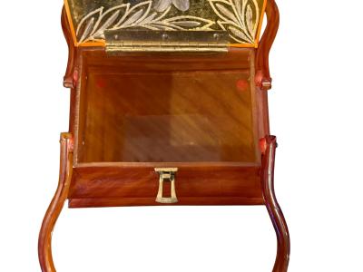 RARE LUCITE PAGODA HANDBAG WITH APPLEJUICE LUCITE CARVED FLORAL LID