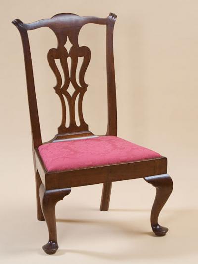 RARE TRANSITIONAL QUEEN ANNE CHIPPENDALE SLIPPER CHAIR