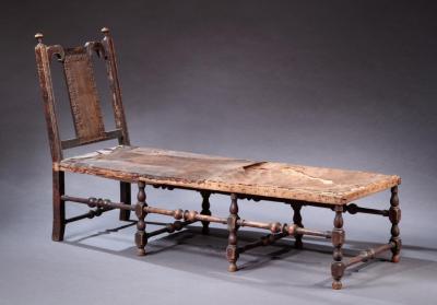 RARE WILLIAM AND MARY DAYBED