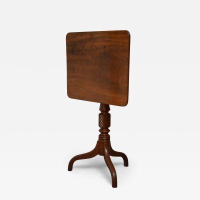 REGENCY MAHOGANY TILT TOP TABLE