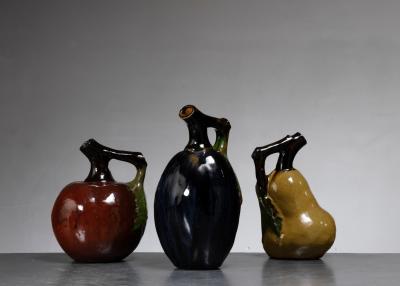 RICHARD RIEMERSCHMID Set of 3 ceramic pitchers by Richard Riemerschmid