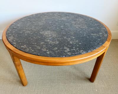 ROUND LOW TABLE WITH STONE TOP