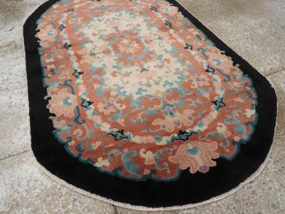 ROUND OVAL VINTAGE CHINESE ART DECO ACCENT RUG