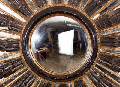 Radiant Convex with Mirrored Rays