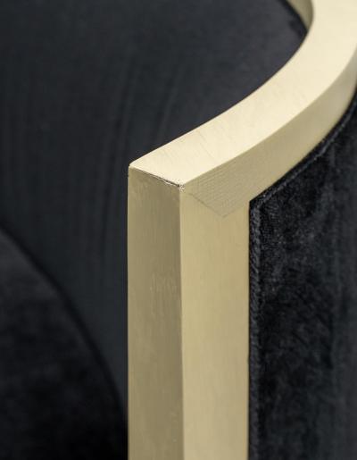 Ralph Pucci Andr e Putman Ralph Pucci International Crescent Moon Sofa