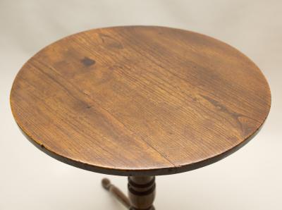 Rare 18th Century English Elm Turned Leg Table