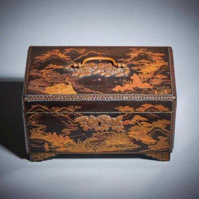 Rare 18th Century George III Lacquer Tea Caddy with Original Lacquer Canisters