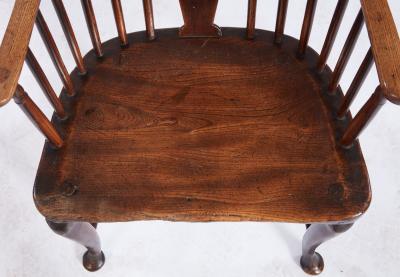 Rare 18th c English Cabriole Leg Fan Back Windsor Armchair