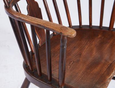 Rare 18th c English Cabriole Leg Fan Back Windsor Armchair