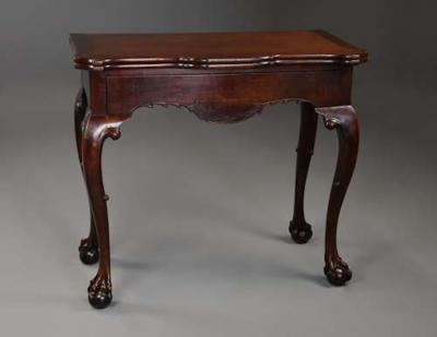 Rare 18thc Irish American black walnut tea table with bird inlay