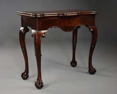 Rare 18thc Irish American black walnut tea table with bird inlay