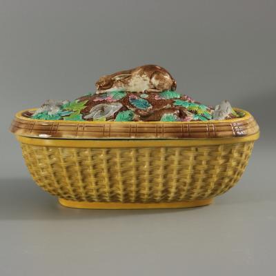 Rare Brown Westhead Moore Majolica Game Pie Dish