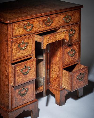 Rare Burr Walnut George II 18th Century Kneehole Desk circa 1730 1740 England