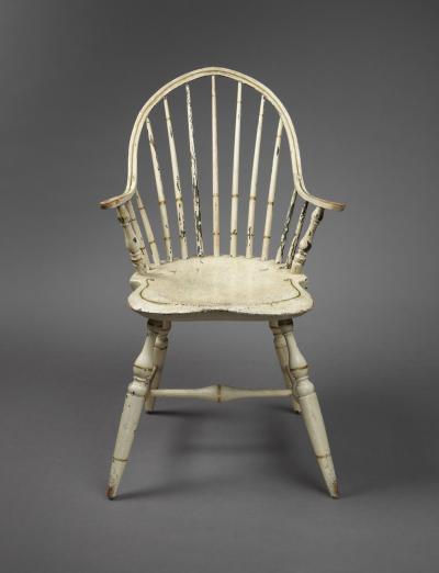 Rare Continuous Arm Windsor Chair Connecticut Circa 1800