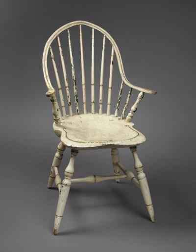 Rare Continuous Arm Windsor Chair Connecticut Circa 1800