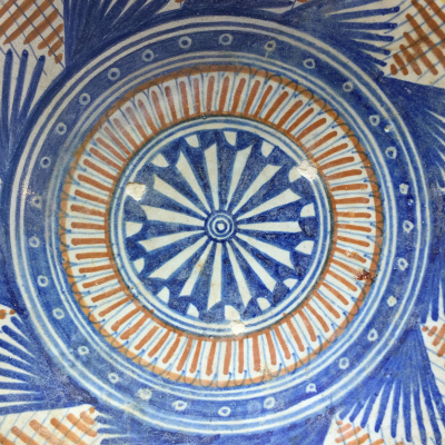 Rare Dutch Maiolica plate with geometrical star design 16th century