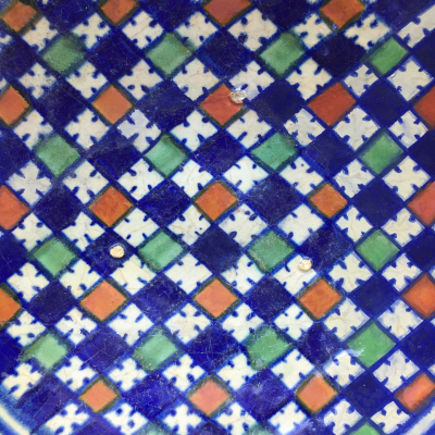 Rare Dutch maiolica plate with checkerboard motif early 17th century