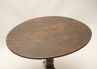Rare Early 18th Century Welsh Oval Bird Cage Tilt Top Table