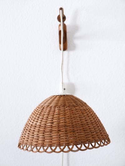 Rare Elegant Mid Century Modern Rattan Teak Wall Lamp Scandinavia 1960s